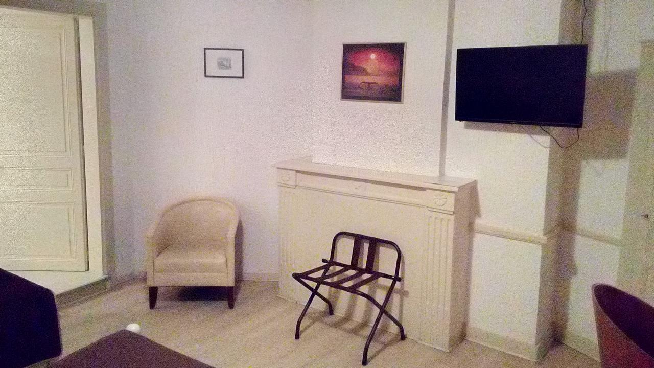 Hotel Les Beaux Arts- Limoges Hypercentre מראה חיצוני תמונה